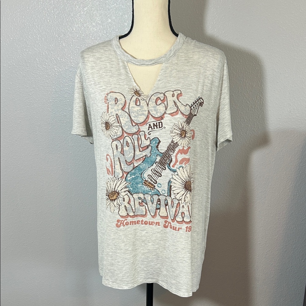 Maurices Heather Gray Graphic Tee